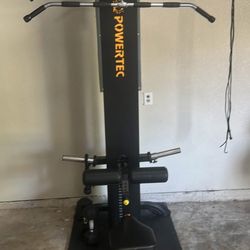 Lat Pulldown Station