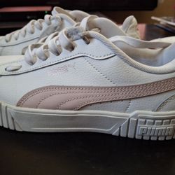 Puma Women's Size 8