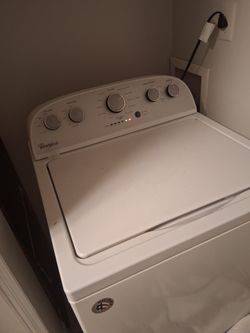 Whirl pool washing dryer set