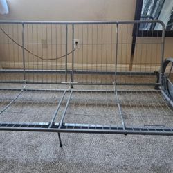 FUTON COUCH MEDIUM SIZE