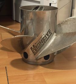 Mercury Propeller 17p