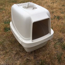 Free Covered Litter Box