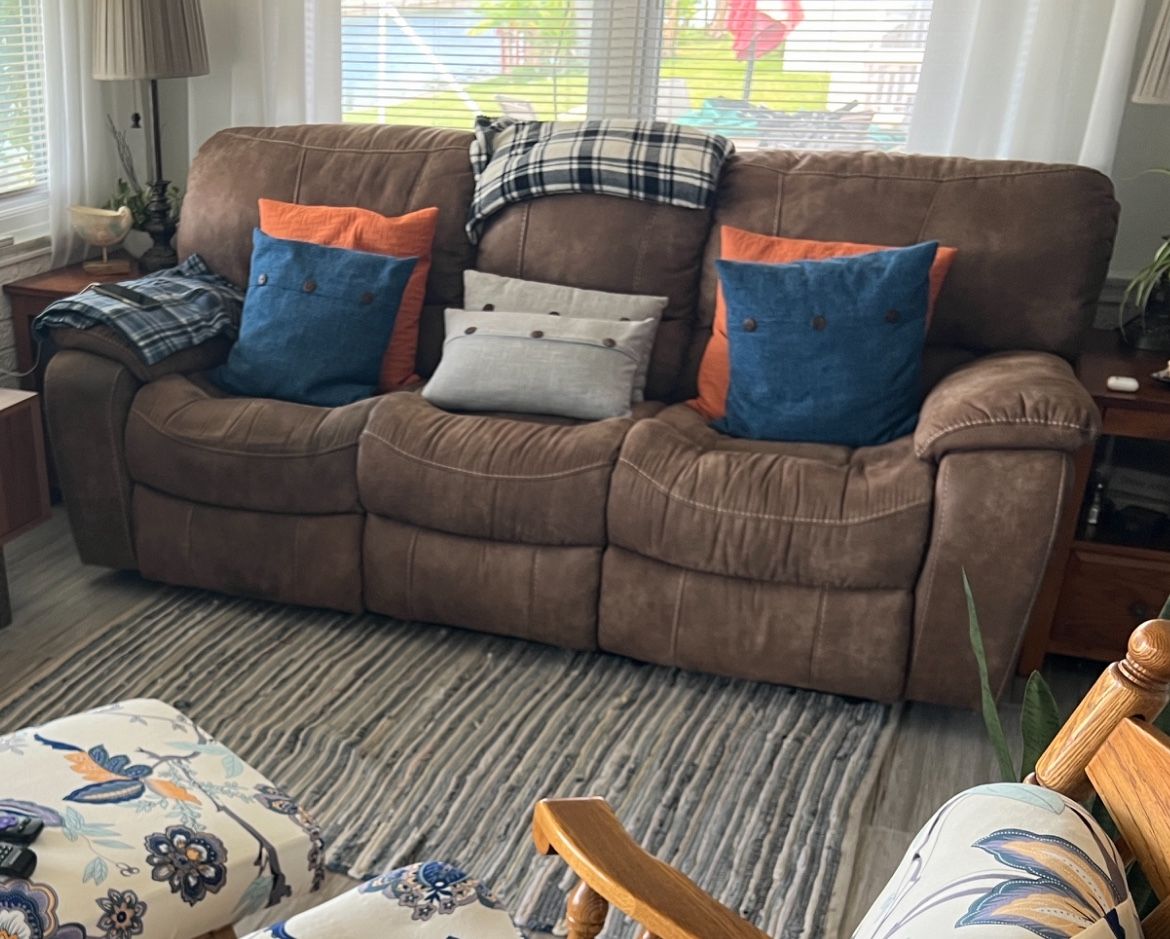 Reclining sofa - Electric