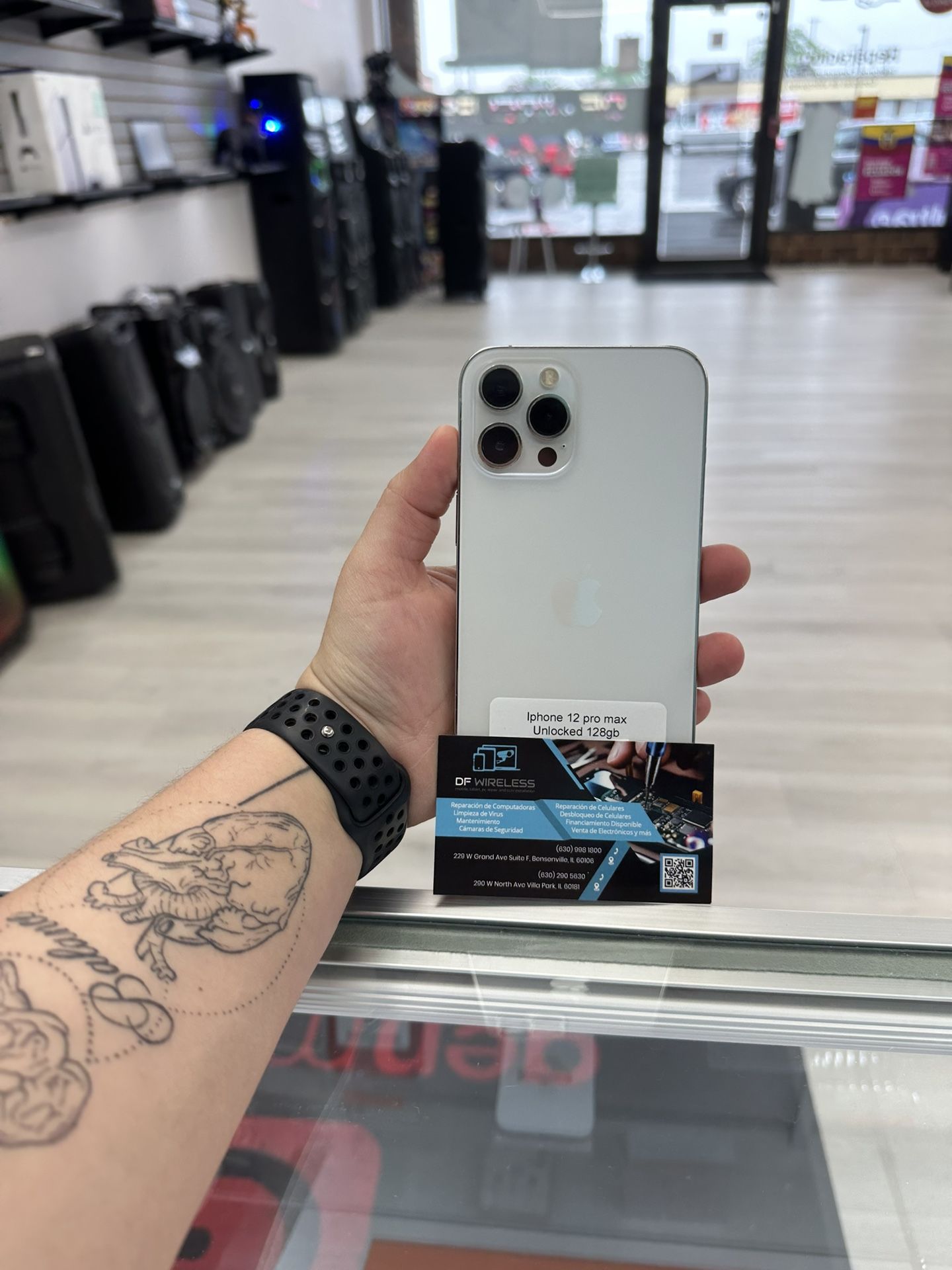 IPHONE 12 PRO MAX UNLOCKED 128GB🤍