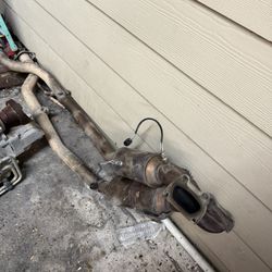  Manifold 3.6 v6  2015 Durango o Jeep  Cherokee 110 miles  