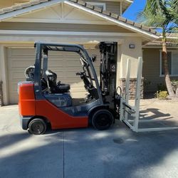 Toyota LPG Forklift Sale