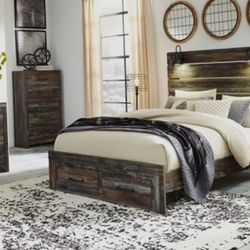 Ashley Modern Queen Bedroom Set