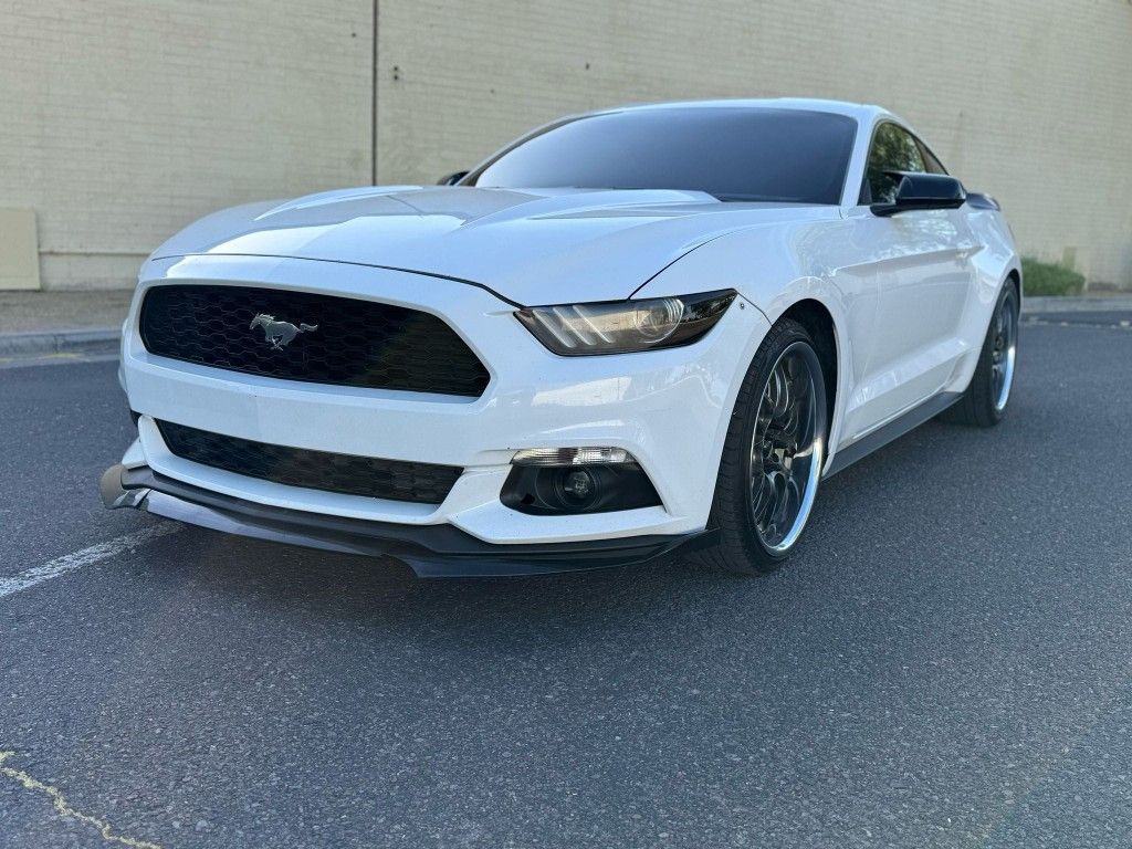 2017 FORD MUSTANG ECOBOOST, TWO OWNERS, LOW MILES,ย COLDย ACย ๐