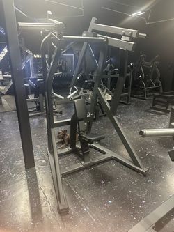 Large Plate-Loaded Press