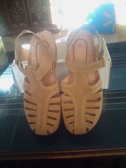 Women's Sandals