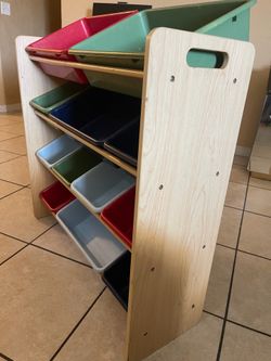 Toys shelves