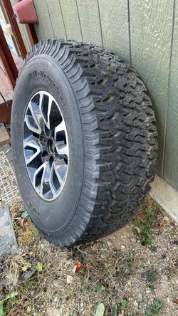 17” single wheel and tire