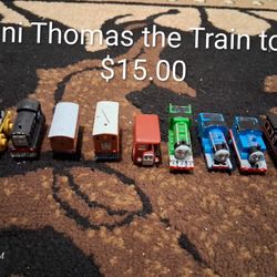 Thomas The Train Mini Figurines 