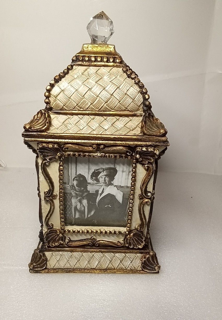 The Unique Collection 5877 Resin Photo Cube/Memorabilia/Keepsake Box