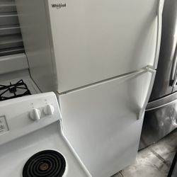 Whirlpool 30 Wide Refrigerator 