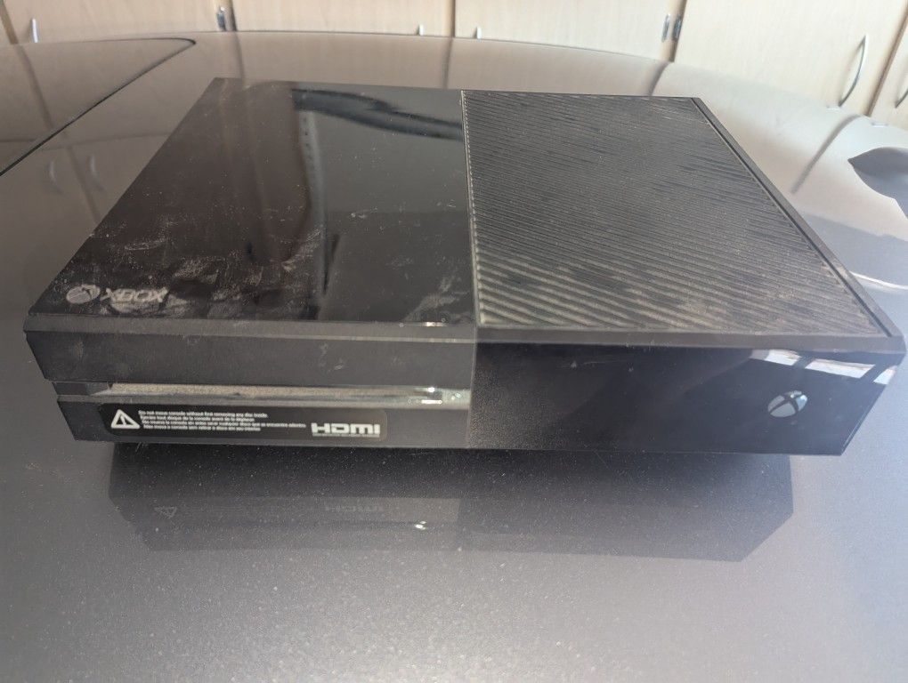 Xbox One With kinect