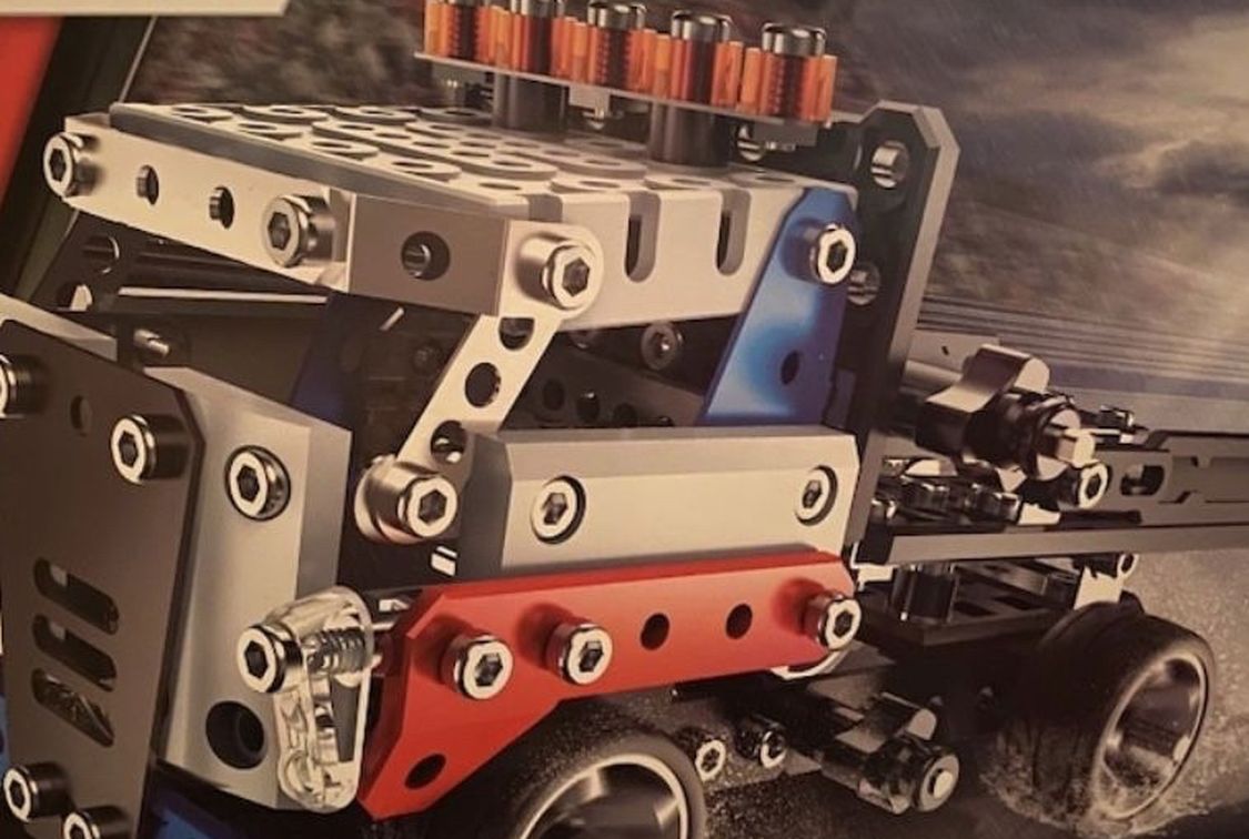 Meccano race truck