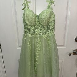 New With Tags Dress Size 4