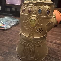 Marvel Thanos glove