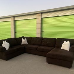 Brown Sectional Couch With Delivery 