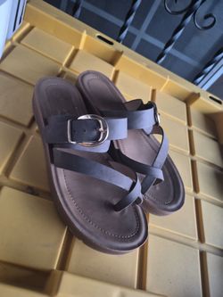 Womens sandals