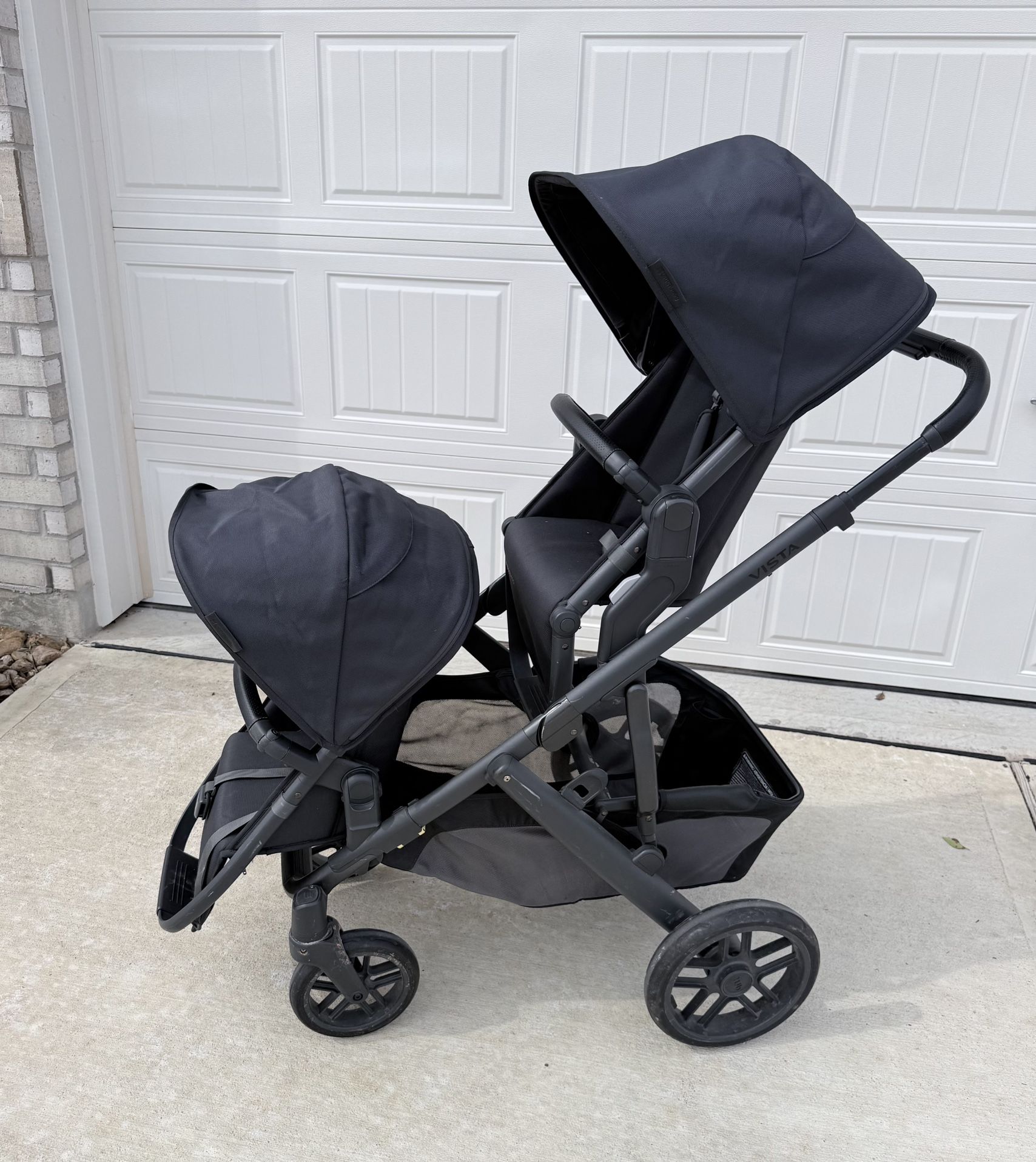 UPPAbaby Vista V2 Stroller – Great Condition