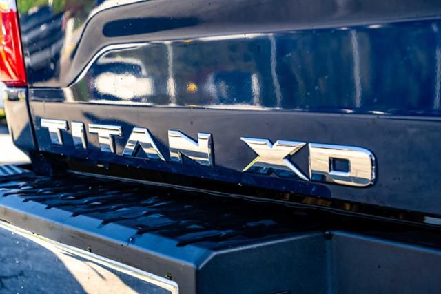 2017 Nissan TITAN XD Crew Cab