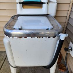 Antique Maytag Wringer Washer