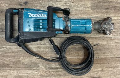 Makita 14 Amp 1-1/8 in. Hex Corded Variable Speed 35 lb. Demolition Hammer