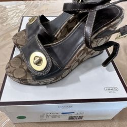 Original Vintage Coach Women Shoes Wedges Sandals Chestnut Khaki Size 7M With Box 