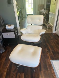 Eames lounge chair replica