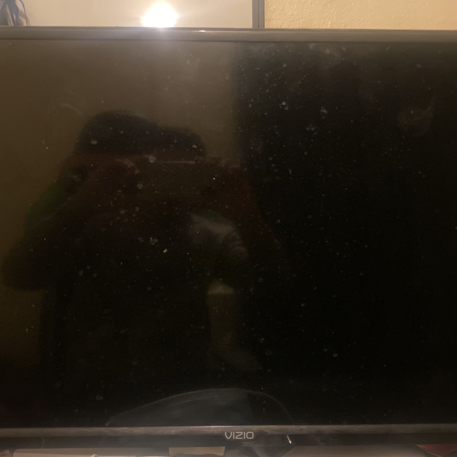 32 Inch TV