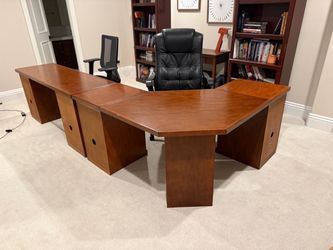 Ballard Designs 20-Ft Modular L-Shaped Executive Desk – Cherry Finish