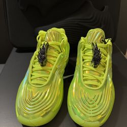 Nike Freak 7 LX Size 7.5M All Star Warning Label