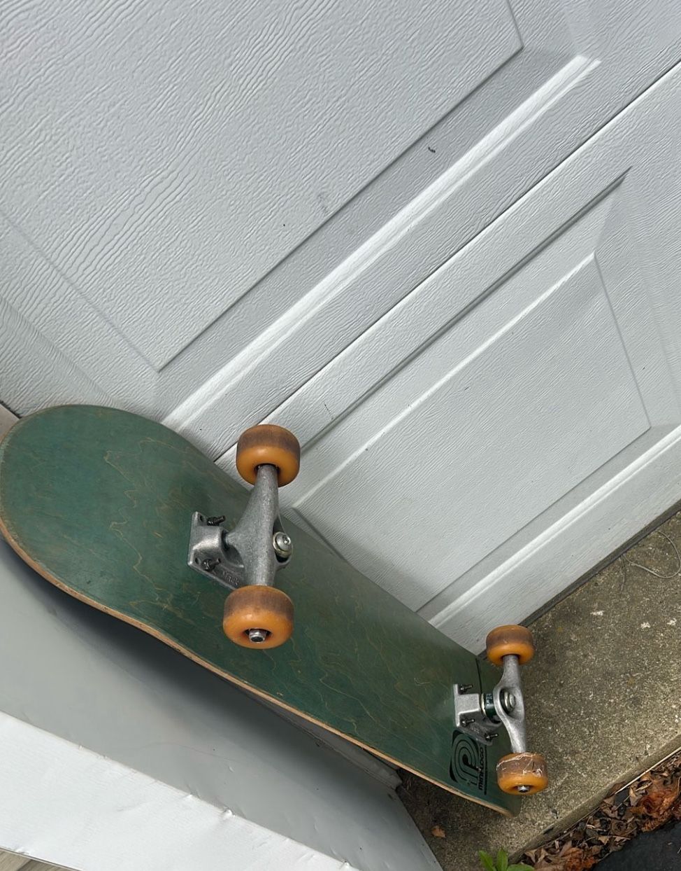 Skateboard