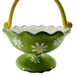 PIER 1 CERAMIC EASTER BASKET WITH DAISYS 
