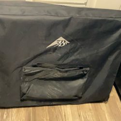 The 3B Deluxe Portable Massage Table