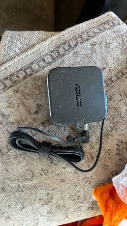 HDMI connectors & AC adapter