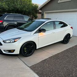 Ford focus titanium