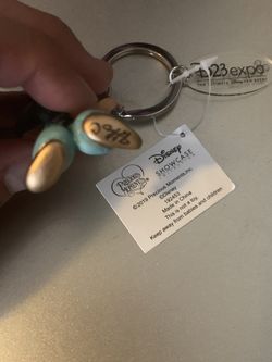 D23 Expo Exclusive Jasmine Precious Moment Key Chain