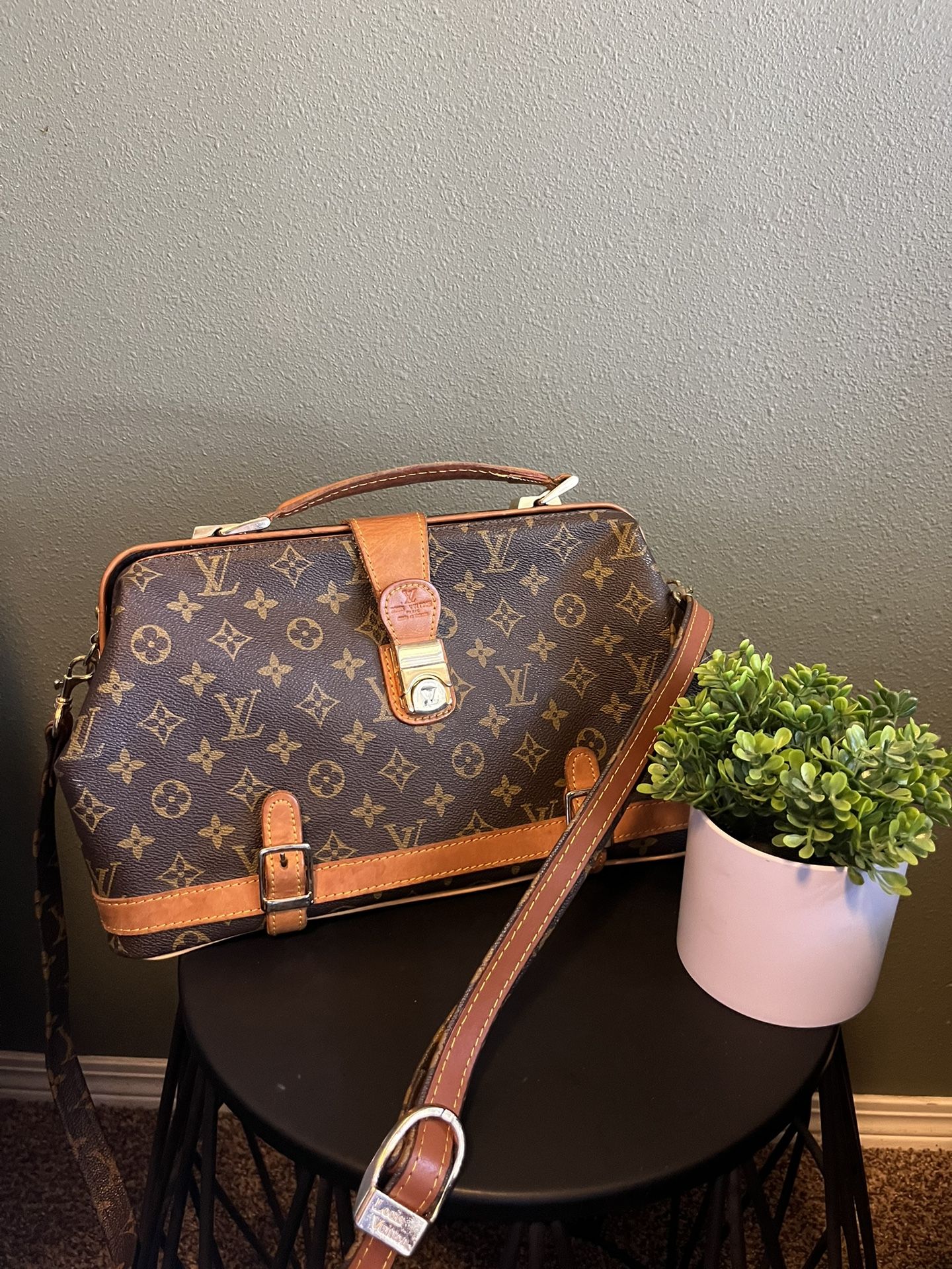 Louis Vuitton 1970s Vintage Bag 