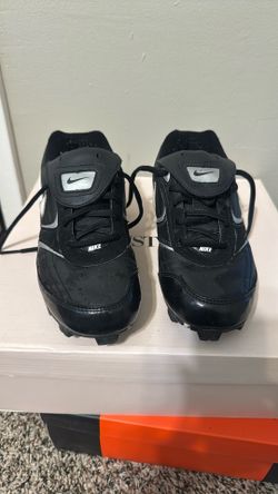 Woman’s Nike Cleats