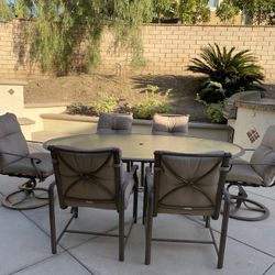 Patio Furniture - Brown Jordan