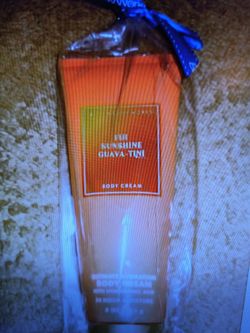 New Bath & Body Works Fiji Sunshine Guava Tini Ultimate Hydration Body Cream 8 oz