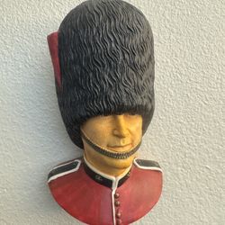 Vintage Bosson Chalkware British Guardsman 