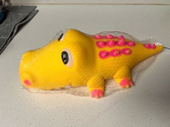 Squishy alligator