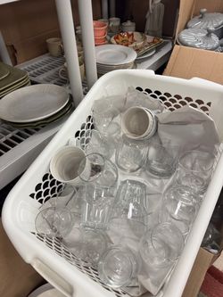 FREE - Mixed Lot of Clear Drinking Glasses and Mugs - 10 glasses per customer - FREE