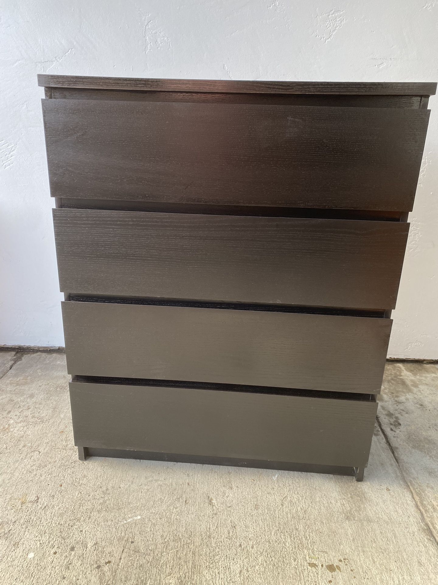 Dresser Ikea Malm