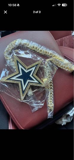 Dallas Cowboys gold chain