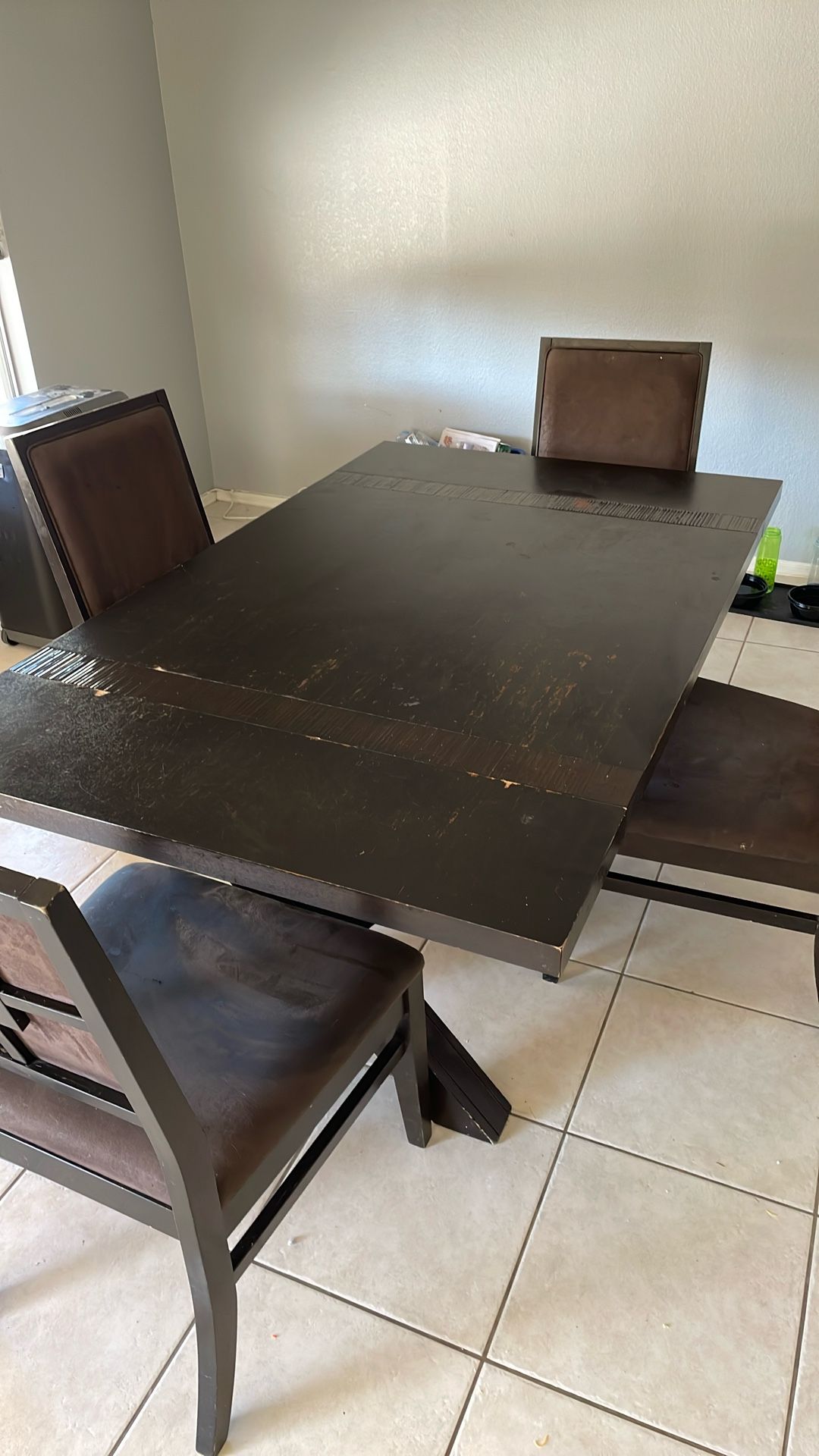 Dining Room Table And 4 Chairs